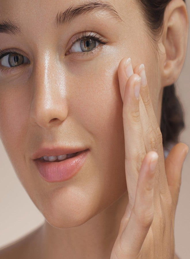 غامارد جل غامارد اللطيف المنقي - غسول يومي للوجه - يزيل الشوائب بزيت إبرة الراعي وزيت اللافندر العطري - غسول للوجه للنساء - 3.38 أونصة - Image 2